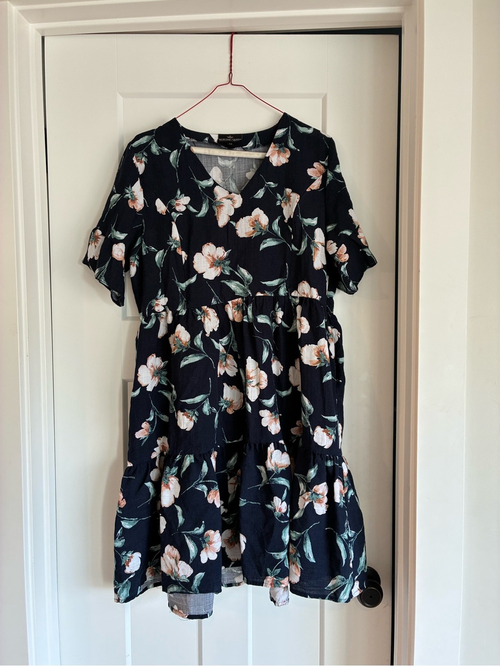 Nursing Queen Navy Floral Tiered Babydoll Dress Medium Zip fronts & side pockets